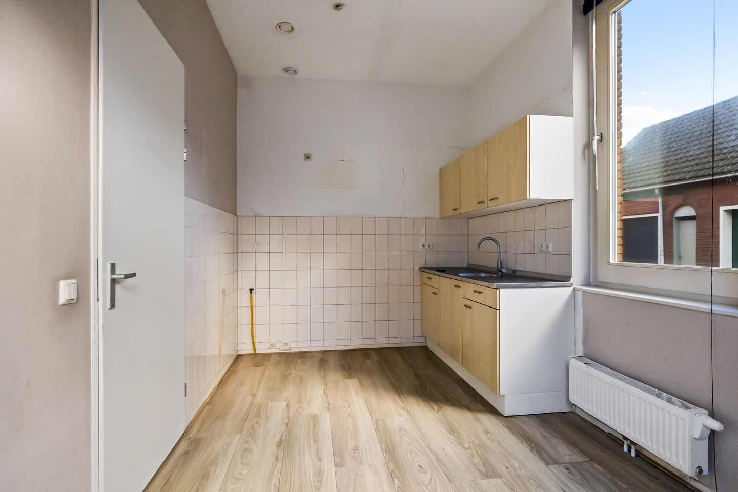 Photo 10 of Diaconiestraat 43