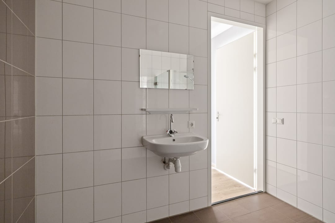 Photo 13 of Diaconiestraat 43