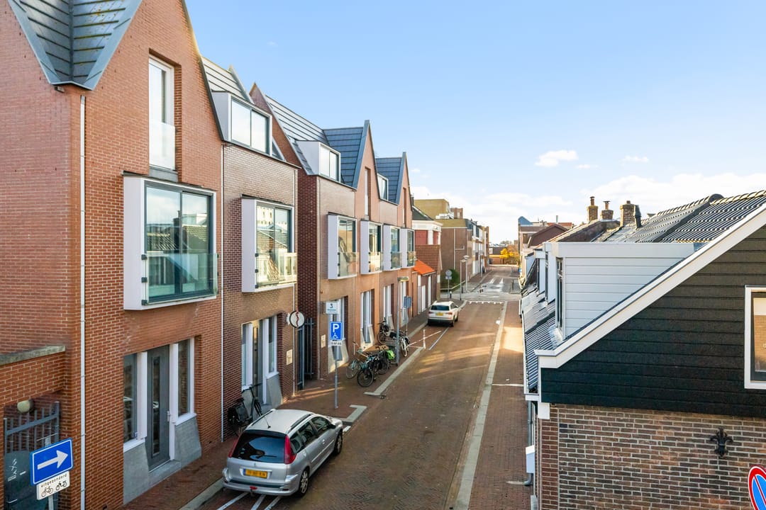 Photo 22 of Diaconiestraat 43