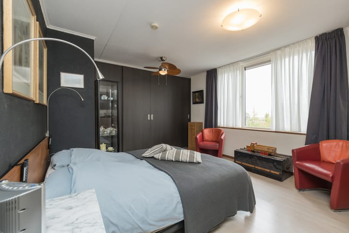 Photo 39 of Vera Bondamstraat 32