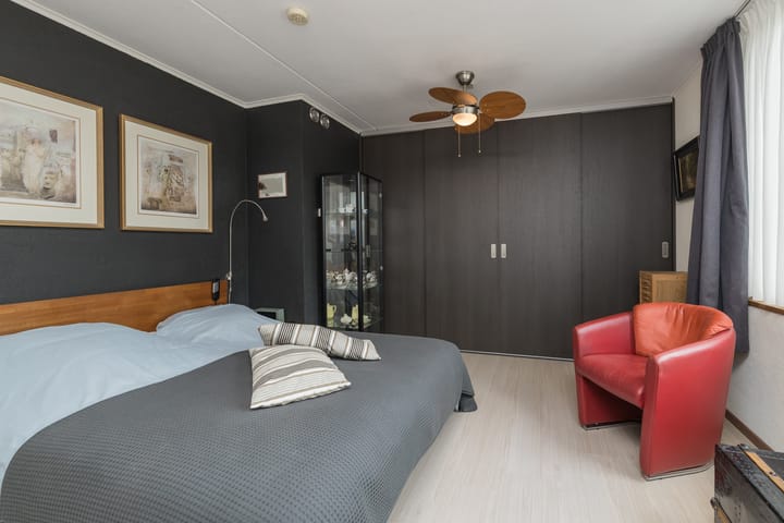 Photo 40 of Vera Bondamstraat 32