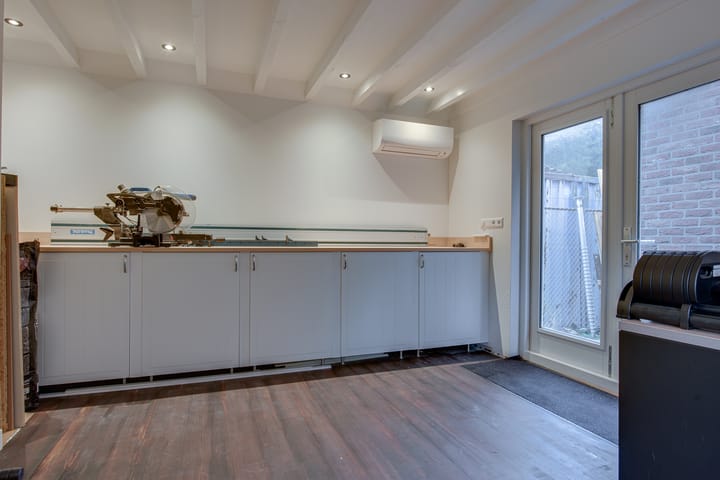 Photo 38 of Binnenweg 30