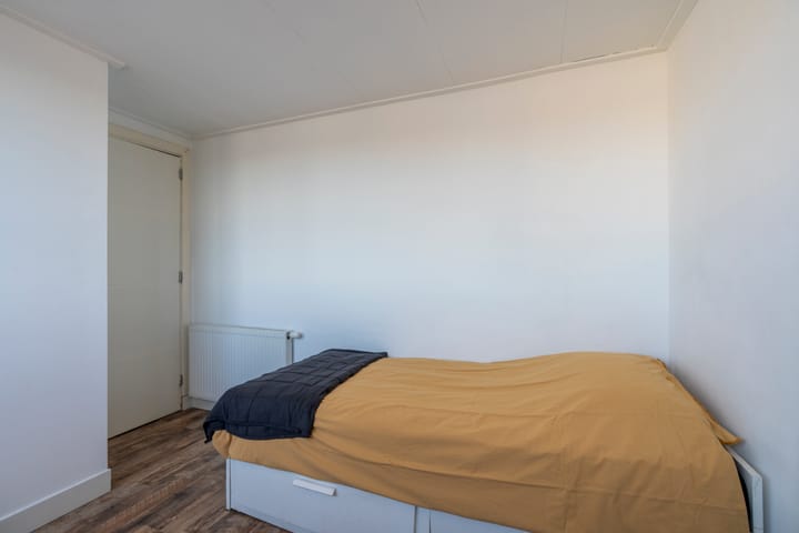 Photo 36 of B.F. Suermanstraat 17-BS