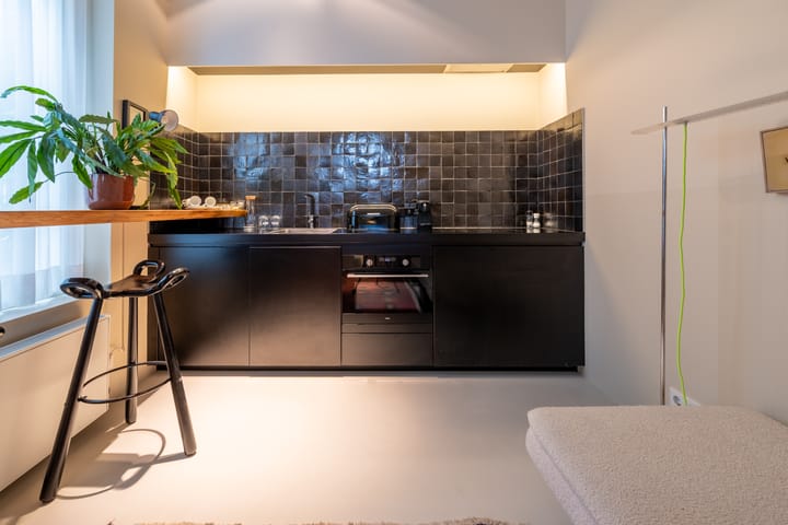 Photo 6 of Weessteeg 22