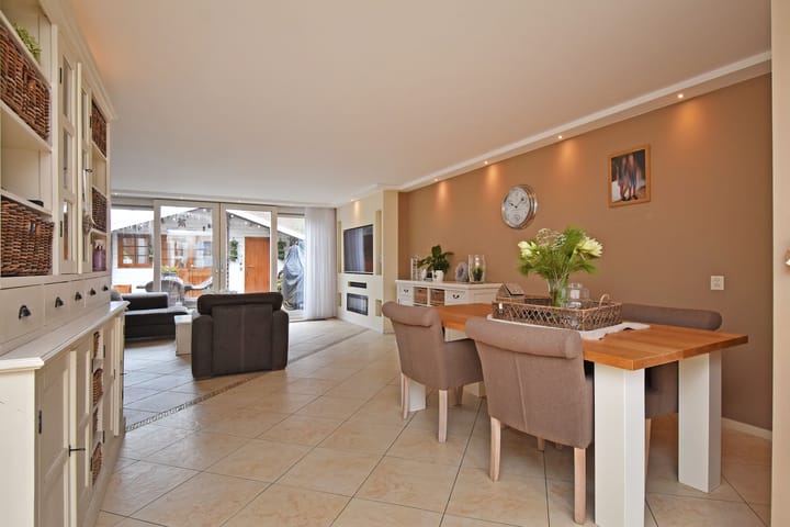 Foto 11 van De Backerstraat 15