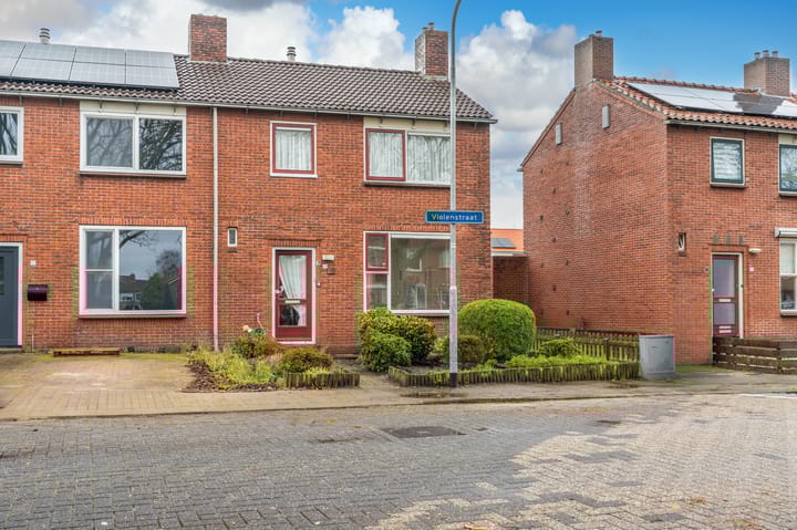 Photo 2 of Violenstraat 19