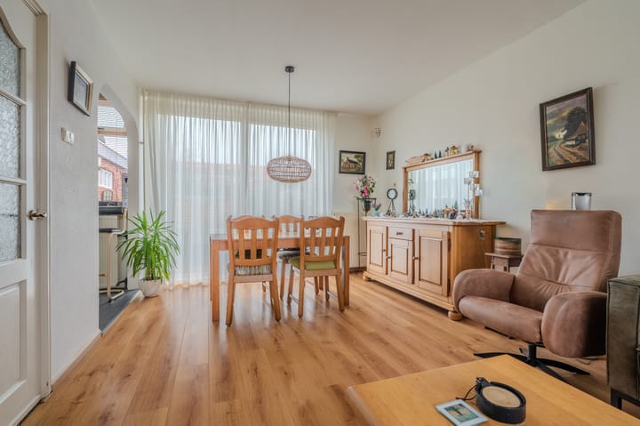 Foto 12 van Violenstraat 19