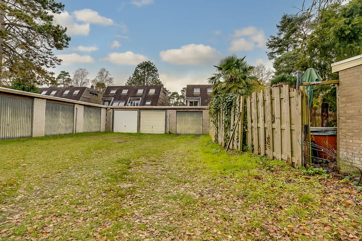 Foto 32 van Eekhoornlaan 75