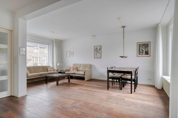 Photo 4 of Jasmijnstraat 11