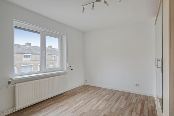 Foto 19 van Jasmijnstraat 11