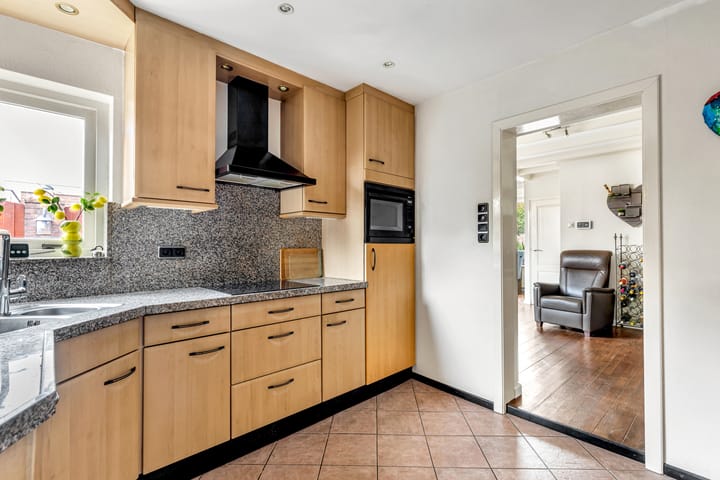 Photo 13 of Prins Bernhardlaan 88