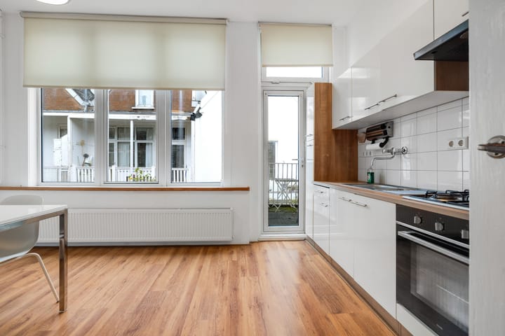 Foto 8 van Adamshofstraat 105-A