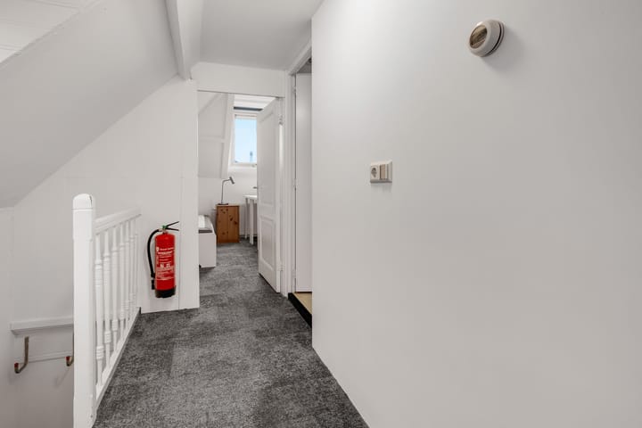 Foto 16 van Adamshofstraat 105-A