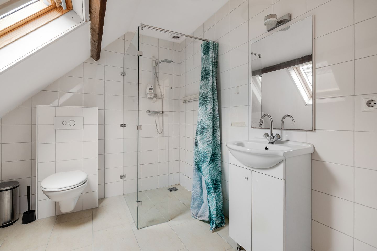 Foto 20 van Adamshofstraat 105-A