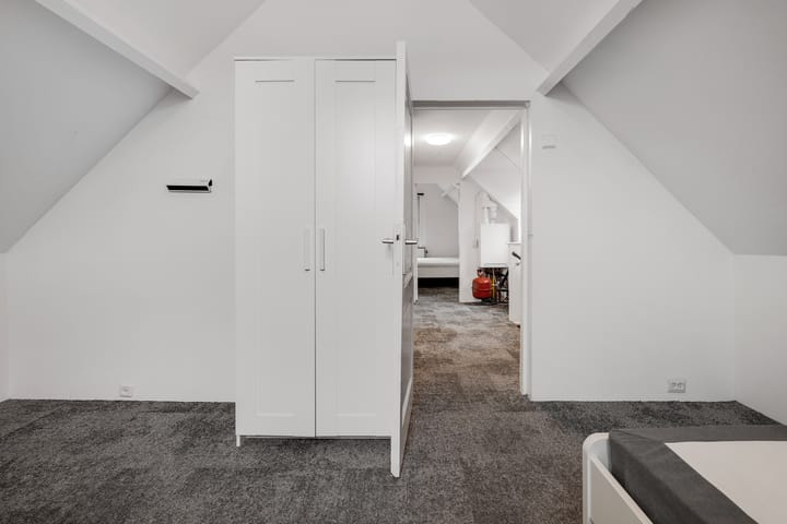 Foto 26 van Adamshofstraat 105-A