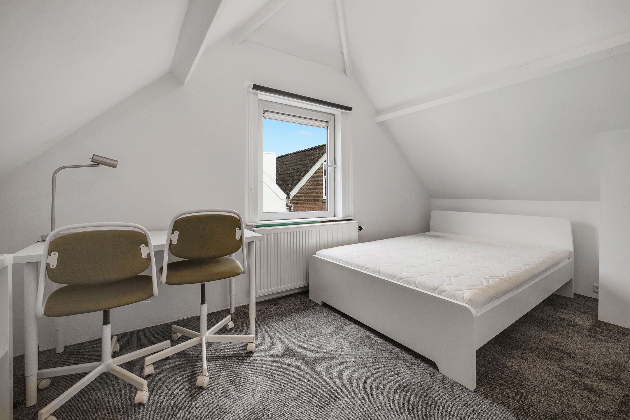 Foto 27 van Adamshofstraat 105-A