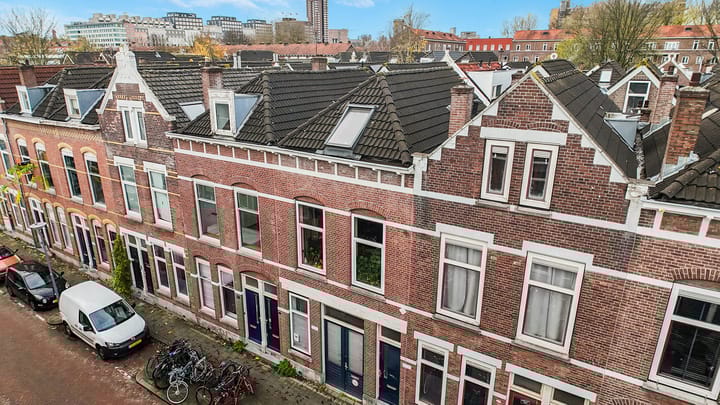 Foto 30 van Adamshofstraat 105-A