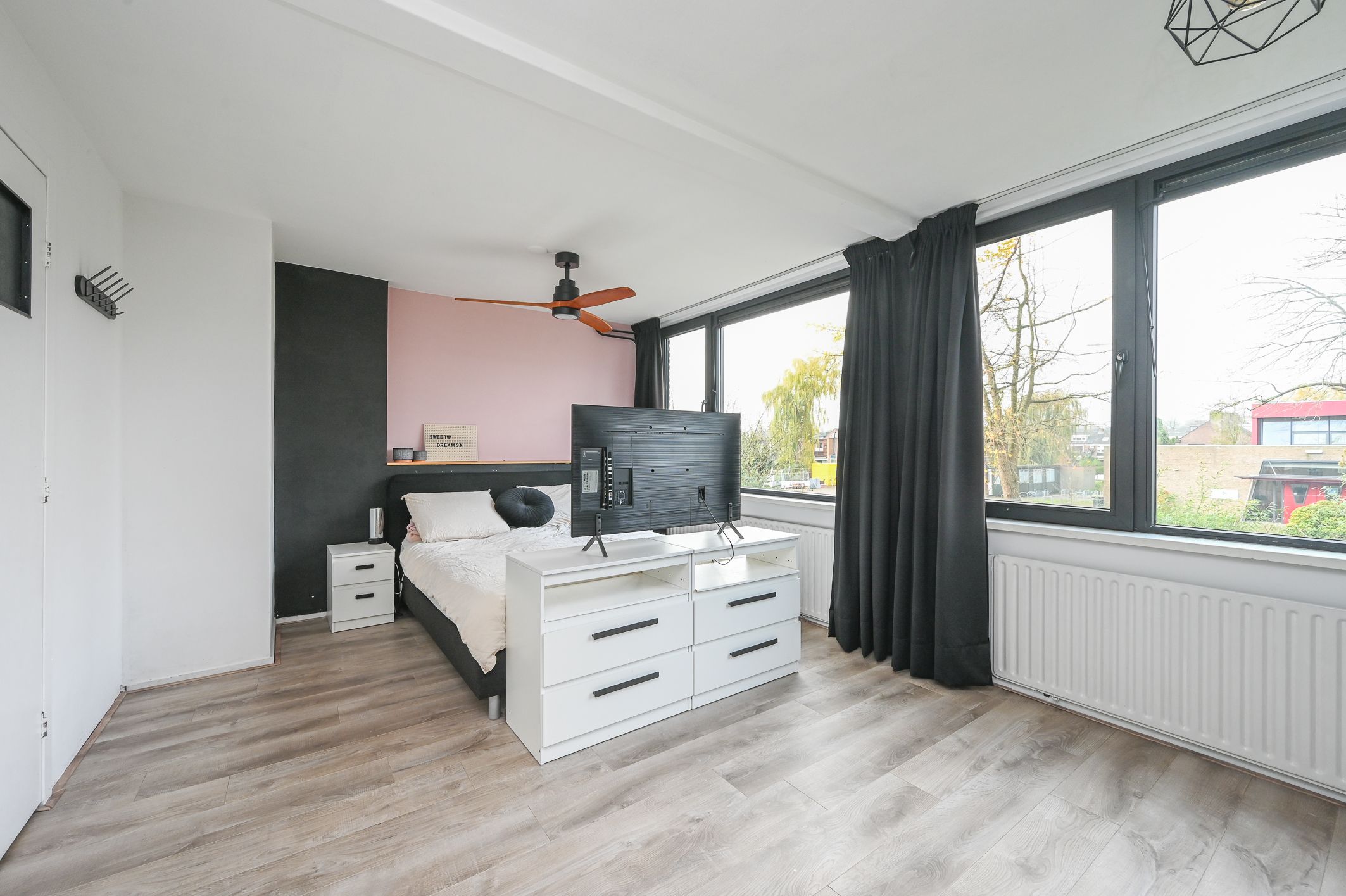 Foto 24 van Pieter de Hoochstraat 4