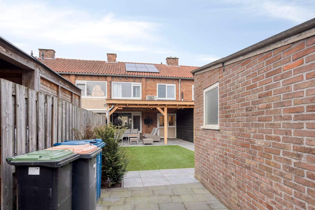 Foto 17 van Johan de Wittstraat 70