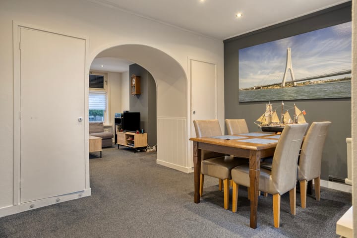 Photo 3 of Wilhelminastraat 34