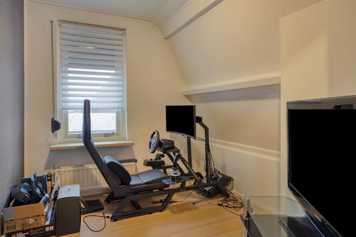 Photo 21 of Wilhelminastraat 34