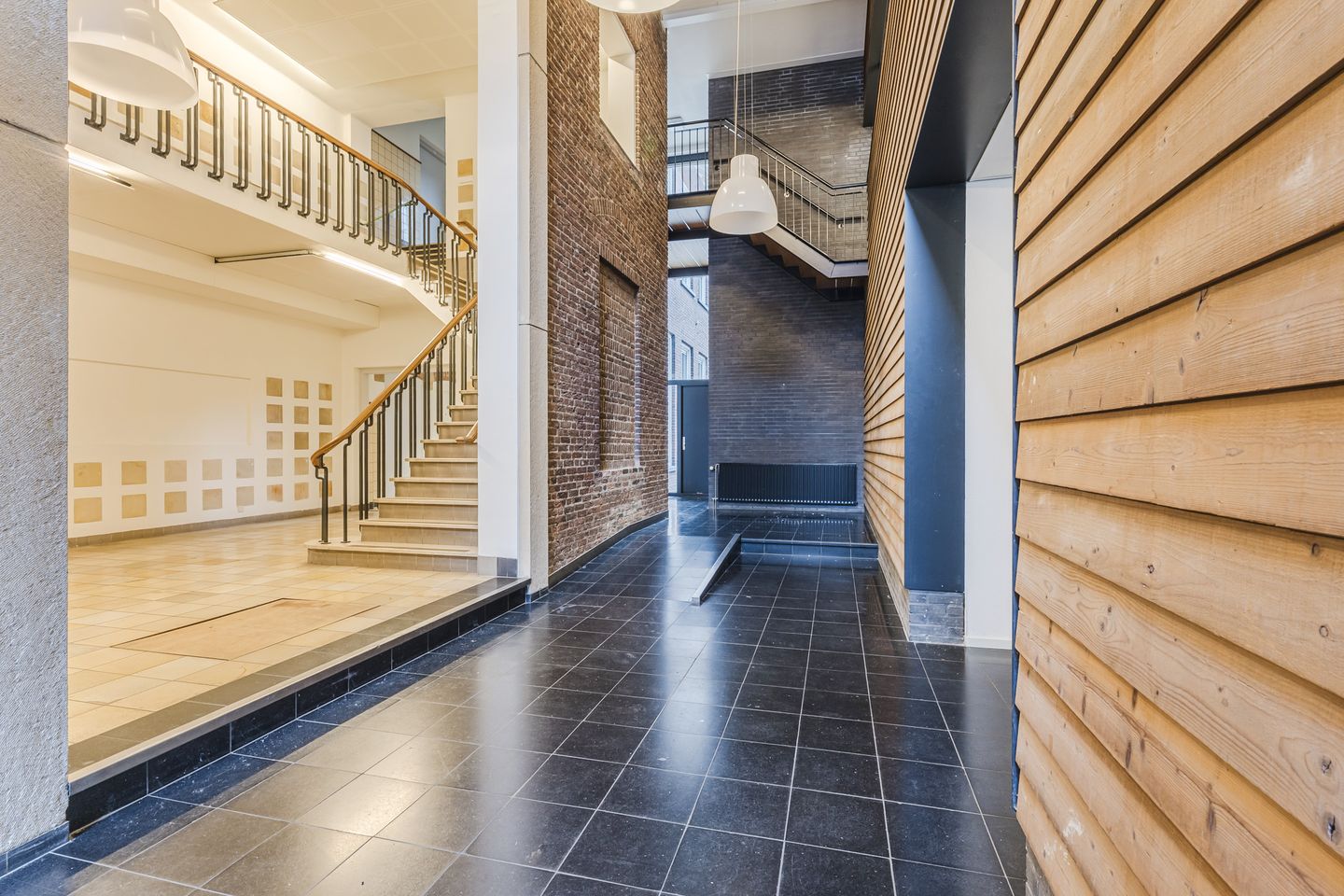 Photo 14 of Wilhelminastraat 10-S