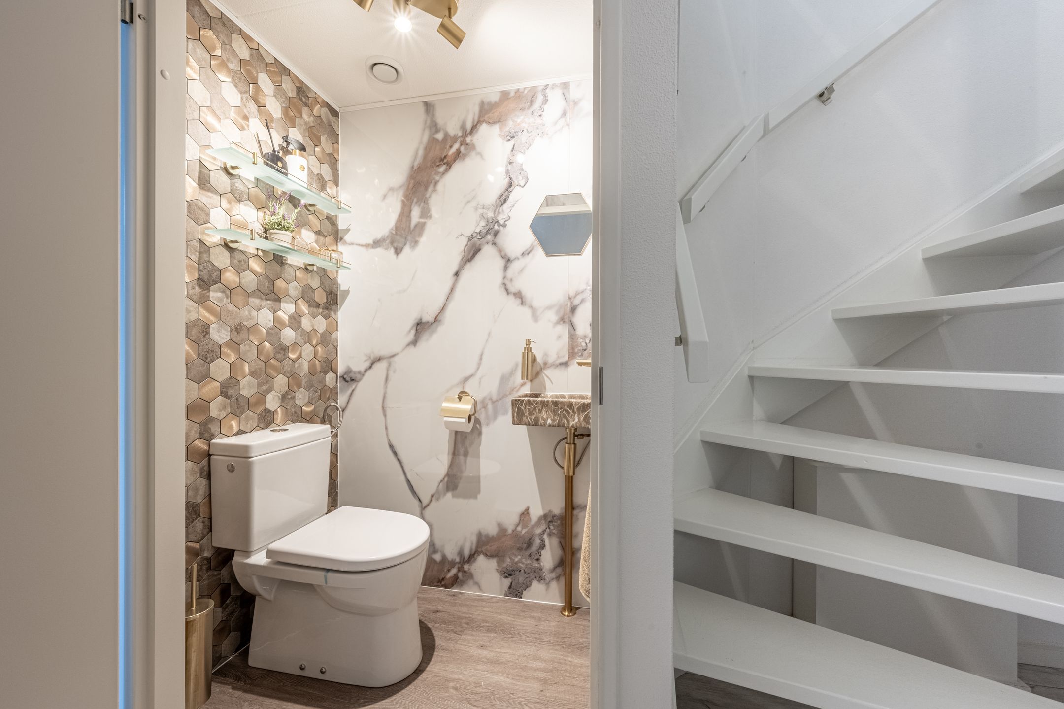 Foto 9 van Van Ravesteyndreef 57