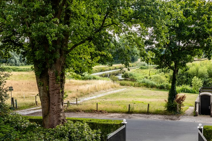 Photo 2 of Ulvenhoutselaan 67