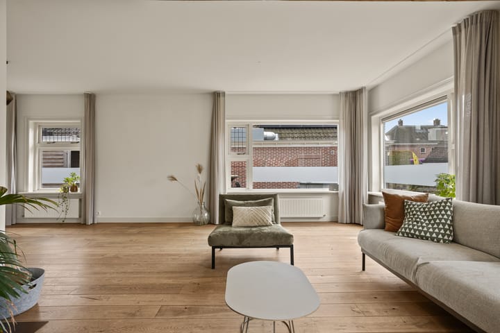 Photo 13 of Hoofdstraat 65