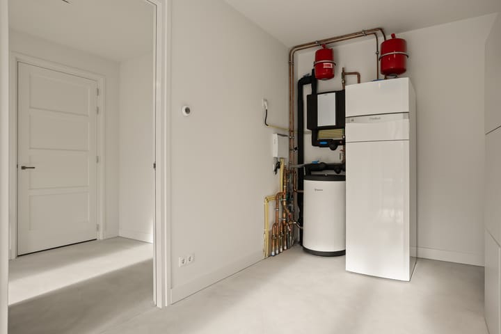 Photo 29 of Hoofdstraat 65