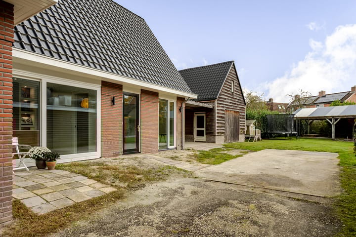 Photo 50 of Hoofdstraat 65