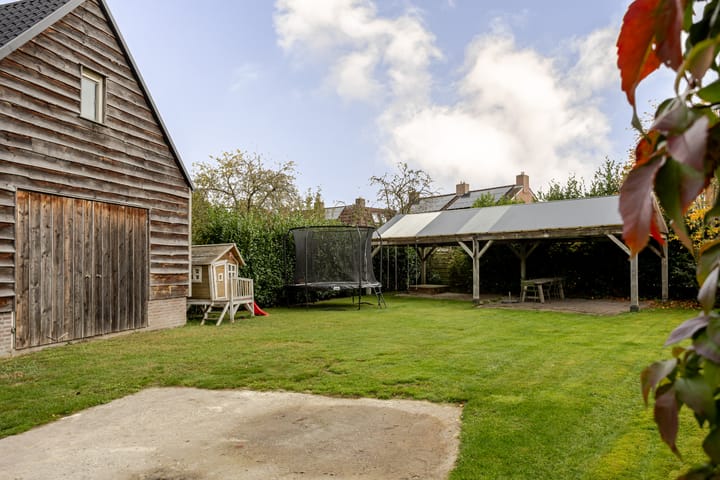 Photo 51 of Hoofdstraat 65