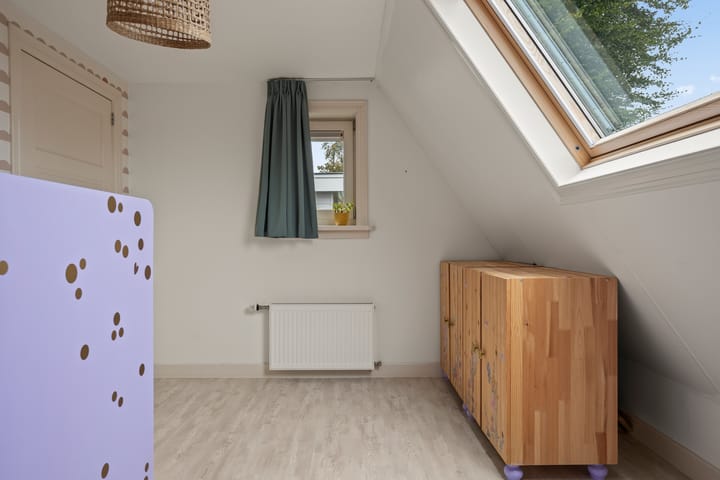 Photo 39 of Hoofdstraat 65