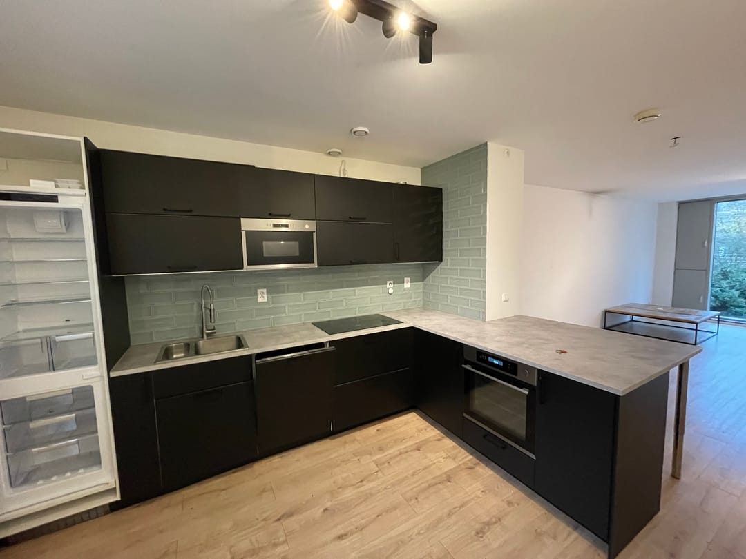 Foto 2 van Borneostraat 4-F