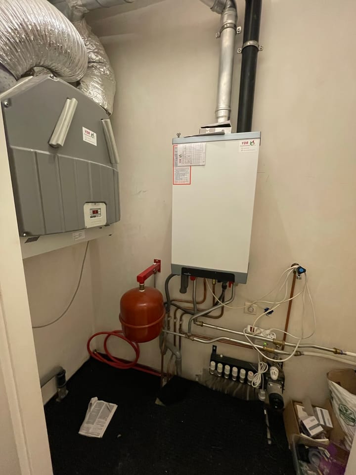 Photo 20 of Borneostraat 4-F