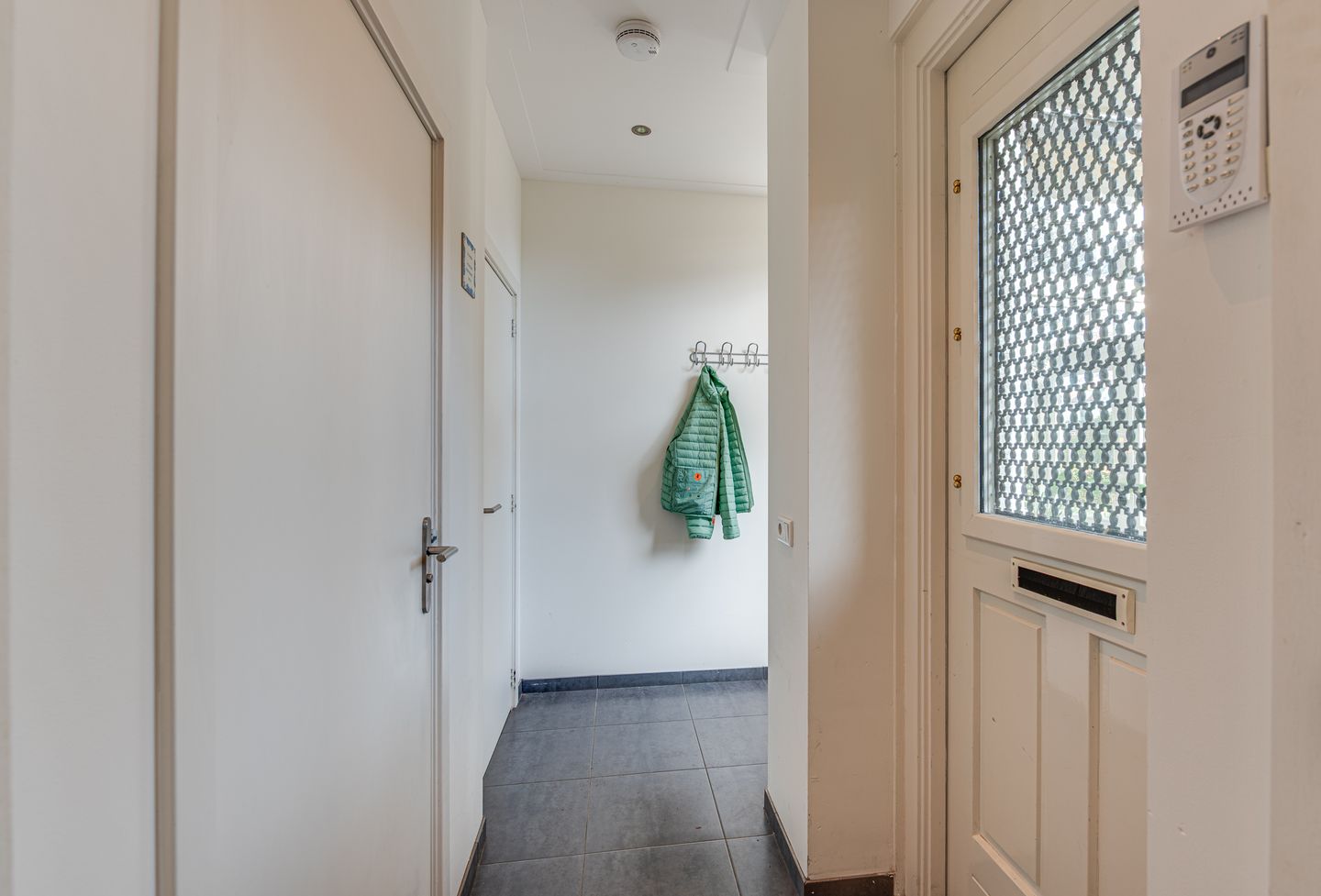 Bekijk foto 3 van Minister Hartsenlaan 11