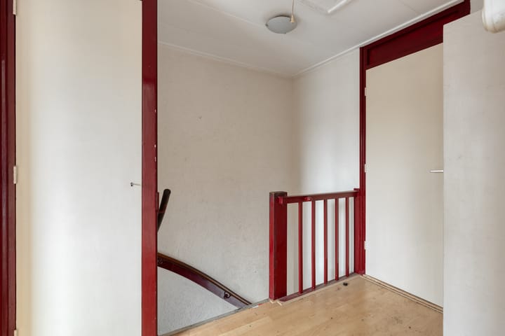 Photo 11 of Hazelderstraat 39