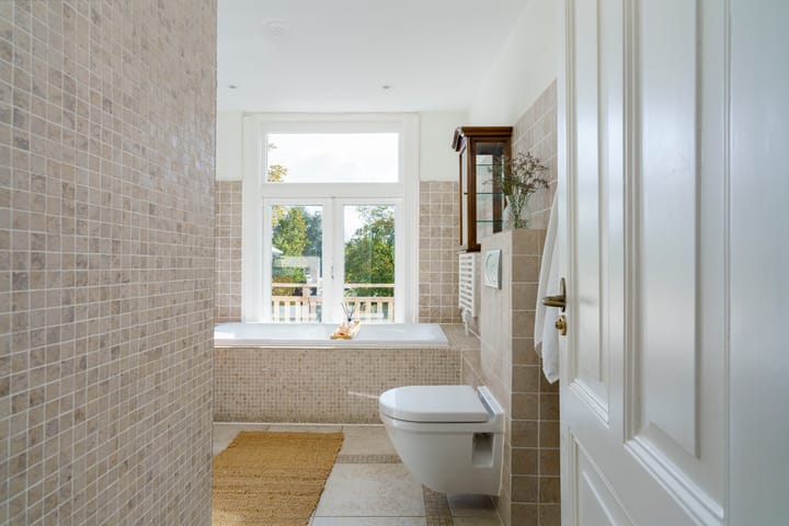 Photo 14 of Van Eeghenstraat 55-A