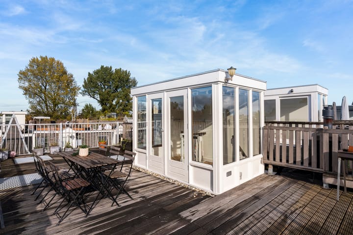 Photo 20 of Van Eeghenstraat 55-A