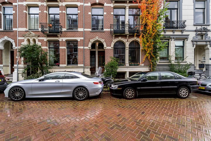 Photo 23 of Van Eeghenstraat 55-A