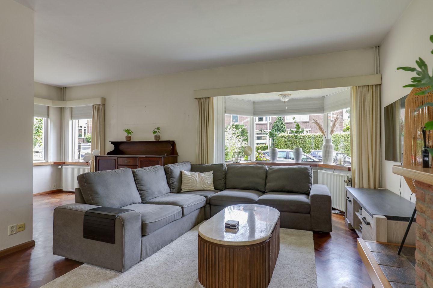 Photo 10 of Vondellaan 11