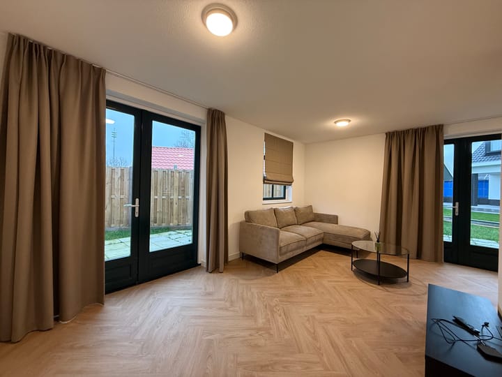 Photo 2 of Westknollendam 77-H