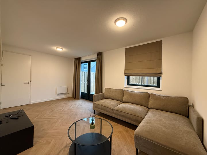 Photo 3 of Westknollendam 77-H