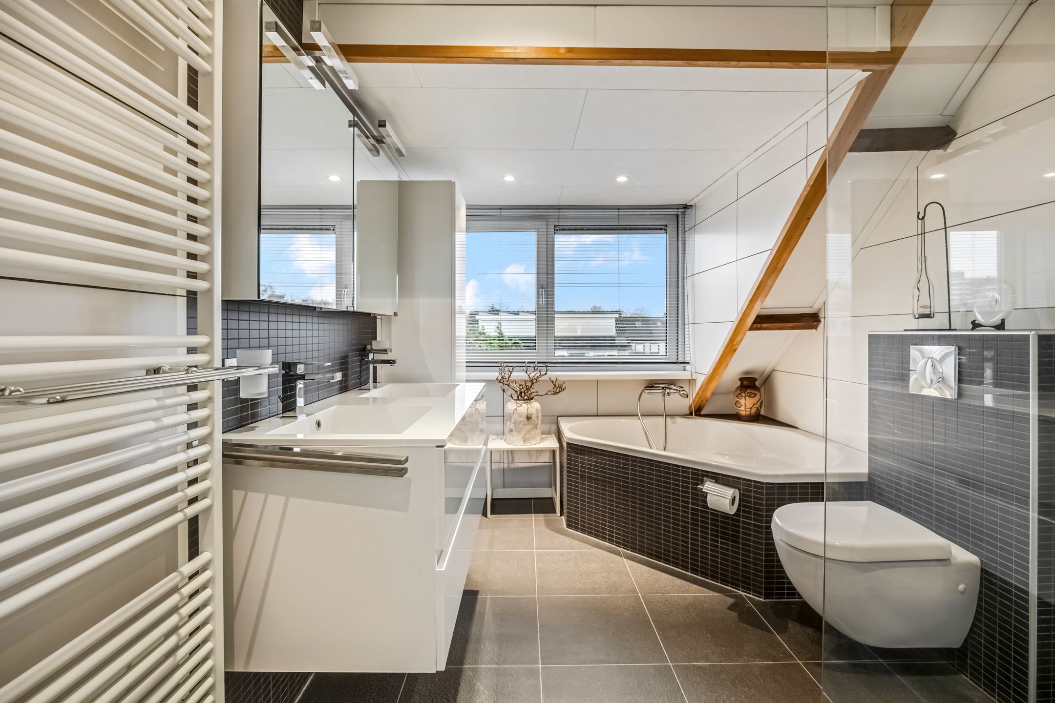 Foto 3 van Castor 62