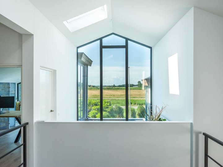 Photo 21 of Nesdijk 25