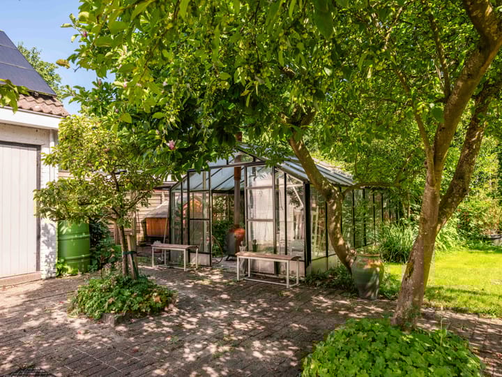 Photo 44 of Nesdijk 25