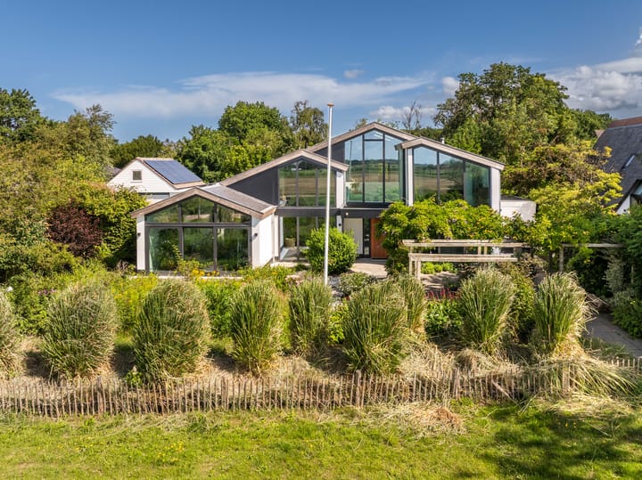 Photo 57 of Nesdijk 25