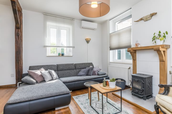 Foto 10 van Burg. Slanghenstraat 97