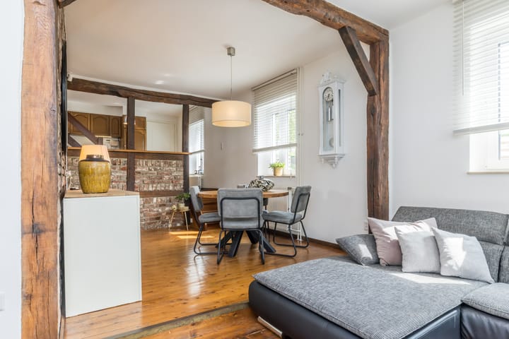 Foto 11 van Burg. Slanghenstraat 97