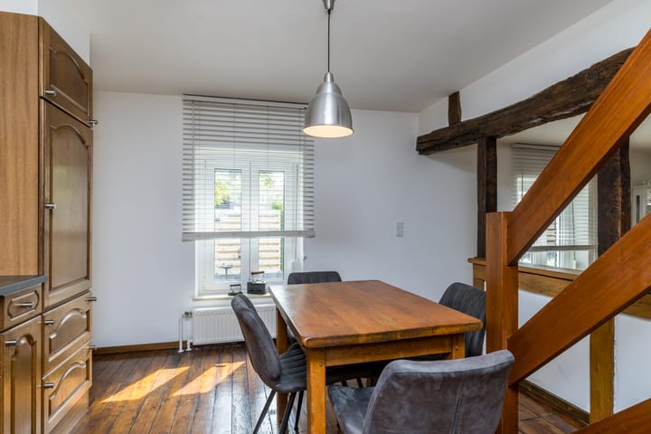 Foto 17 van Burg. Slanghenstraat 97